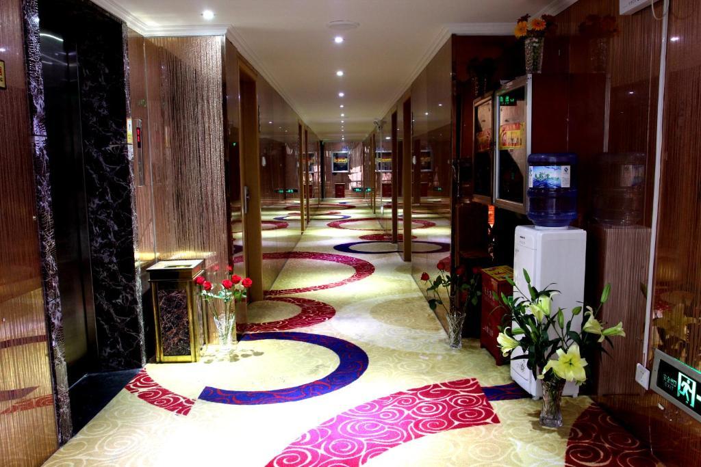 Yiwu Guoheng Hotel Exterior photo